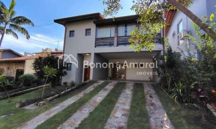 Casa em condomínio à venda em Valinhos, 3 dormitórios, 2 suítes, área gourmet e excelente localização!
