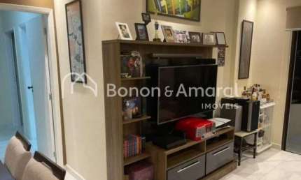 Apartamento Reformado e Bem Localizado no Flamboyant