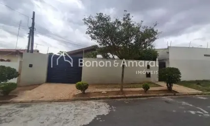 Casa com 3 Quartos e 5 banheiros à Venda na Vila Nogueira