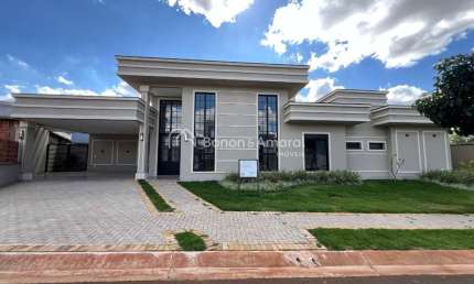 Casa térrea a venda no Condomínio Royal Garden, Parque Brasil 500, Paulínia, SP.