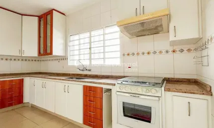 Casa à Venda , loalizada no Loteamento Alphaville Campinas