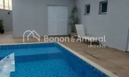 Casa a venda com 2 quartos e piscina em Paulínia, SP