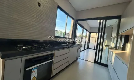 Casa a venda No Condomínio Jardim dos Lírios - Paulínia