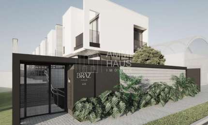 Casa com 3 quartos à venda no São Braz, Curitiba 