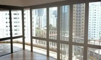 Moema fora da rota 177m² úteis 3 suítes 3 vagas rua gaivota!!!