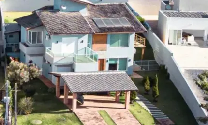 Lindo sobrado com 400 m2 de área privativa, em águas de são pedro