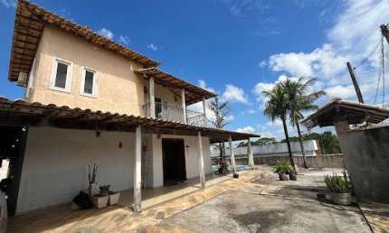 Casa com 4 dormitórios à venda, 233 m² por R$ 750.000,00 - Vila Verde - Rio das Ostras/RJ