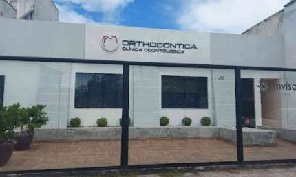 Sala comercial com 1 sala para alugar na Avenida dos Jesuítas, 491, Imbetiba, Macaé