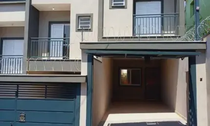 Casa com 3 quartos à venda na Rua Dárcio de Almeida, 22, Água Fria, São Paulo por R$ 670.000