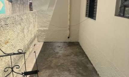Casa com 1 quarto para alugar na Antonia Vieira Restolho, 222, Vila Zilda, São Paulo por R$ 700