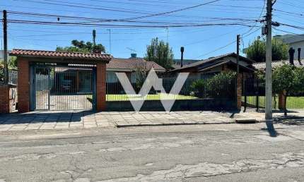 Casa com 3 quartos à venda no Canudos, Novo Hamburgo  por R$ 848.000