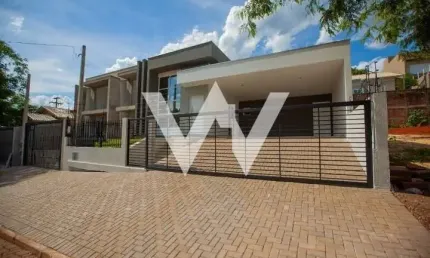 Casa com 3 quartos à venda no Metzler, Campo Bom  por R$ 1.099.000