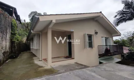 Casa com 3 quartos para alugar na Vila Nova, Novo Hamburgo  por R$ 5.000