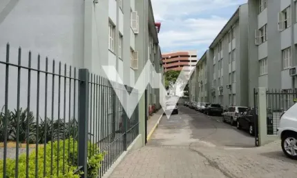 Apartamento com 3 quartos para alugar no Centro, Novo Hamburgo  por R$ 2.350