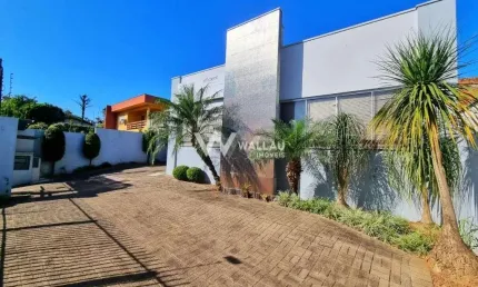 Prédio com 5 salas para alugar no Boa Vista, Novo Hamburgo  por R$ 12.000