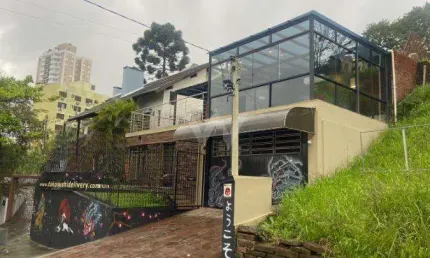 Casa comercial com 6 salas para alugar no Guarani, Novo Hamburgo  por R$ 7.500