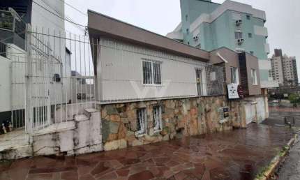 Casa comercial com 5 salas para alugar no Hamburgo Velho, Novo Hamburgo  por R$ 2.700