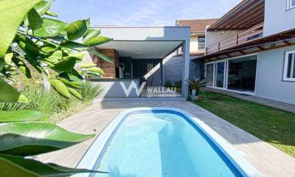 Casa com 3 quartos à venda no Rio Branco, Novo Hamburgo  por R$ 1.350.000