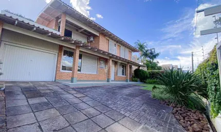 Casa com 3 quartos à venda no Guarani, Novo Hamburgo  por R$ 1.390.000