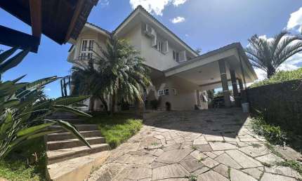 Casa com 3 quartos à venda no Imigrante Sul, Campo Bom  por R$ 1.000.000
