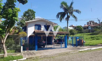 Casa com 3 quartos à venda no Boa Vista, Novo Hamburgo  por R$ 810.000
