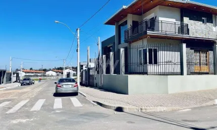 Casa com 3 quartos à venda na Flávio Alberto Lucchese,, --, Canudos, Novo Hamburgo por R$ 1.060.000