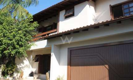 Casa com 3 quartos à venda no Industrial, Novo Hamburgo  por R$ 630.000