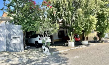 Prédio à venda na Vila Nova, Novo Hamburgo  por R$ 750.000
