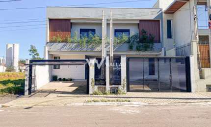 Casa com 3 quartos à venda no Canudos, Novo Hamburgo  por R$ 750.000