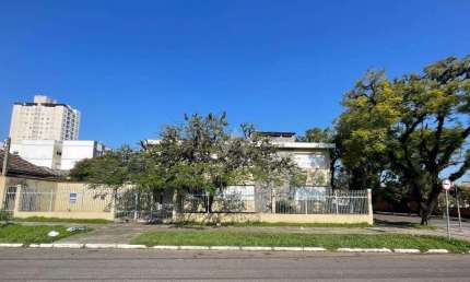 Casa com 4 quartos à venda no Centro, São Leopoldo  por R$ 1.500.000