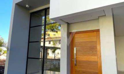 Casa com 3 quartos à venda no Guarani, Novo Hamburgo  por R$ 1.148.000