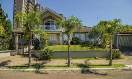 Casa com 3 quartos à venda no Hamburgo Velho, Novo Hamburgo  por R$ 1.595.000