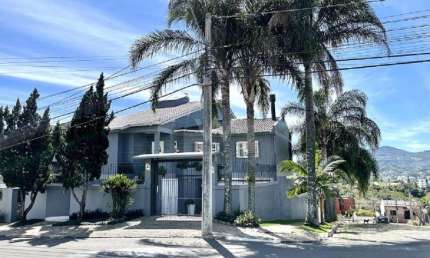 Casa com 3 quartos à venda no Canudos, Novo Hamburgo  por R$ 1.200.000