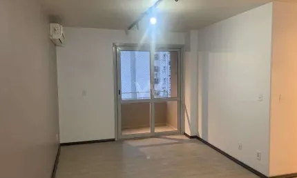 Apartamento com 2 quartos à venda na Avenida Pedro Adams Filho, --, Pátria Nova, Novo Hamburgo por R$ 330.000