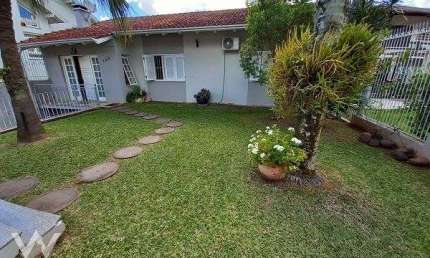 Casa com 4 quartos à venda no Guarani, Novo Hamburgo  por R$ 1.064.000
