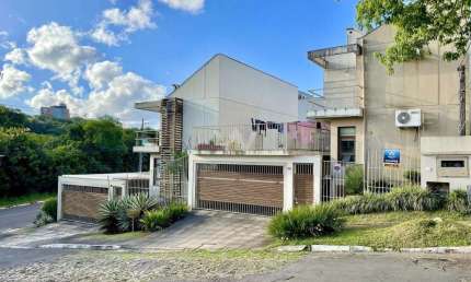 Casa com 3 quartos à venda no Hamburgo Velho, Novo Hamburgo  por R$ 500.000