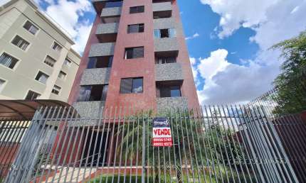 Apartamento Curitiba bairro Cabral semimobiliado com 3 quartos 1 por andar face norte
