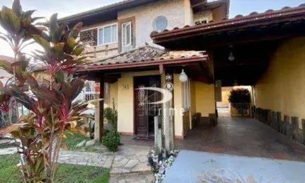 Casa com 4 dormitórios à venda, 200 m² por R$ 880.000,00 - Piratininga - Niterói/RJ