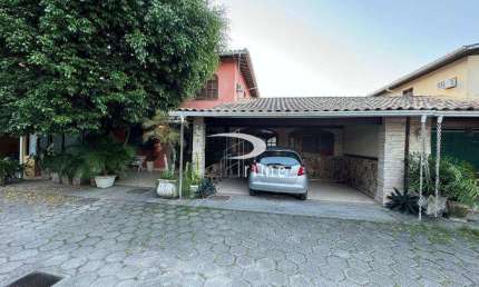 Casa com 3 dormitórios à venda, 260 m² por R$ 900.000,00 - Serra Grande - Niterói/RJ