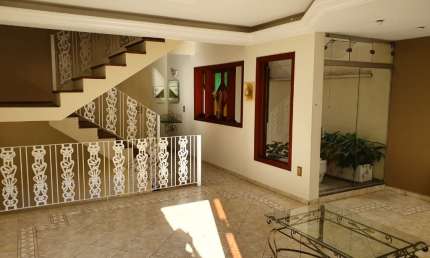 Casa com 3 quartos à venda na Rua Nilo Avelino Macedo, Vila Galvão, Jundiaí