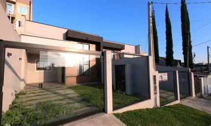 Casa com 3 quartos à venda na Rua Francisco Toczek, 795, Afonso Pena, São José dos Pinhais por R$ 699.000