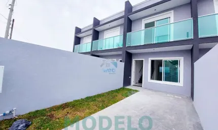 Casa com 2 quartos à venda na Rua Lúcio de Oliveira Lara, 480, Sítio Cercado, Curitiba por R$ 420.000