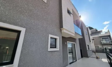 Casa com 3 quartos para alugar na Rua João Tschannerl, 102, Vista Alegre, Curitiba por R$ 6.500