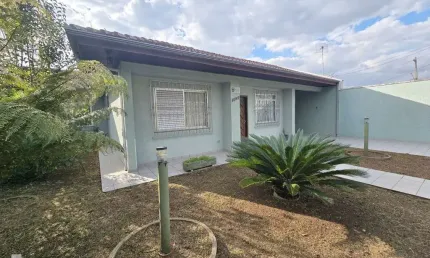 Casa com 3 quartos à venda na Rua Waldemar Loureiro Campos, 1092, Boqueirão, Curitiba por R$ 950.000