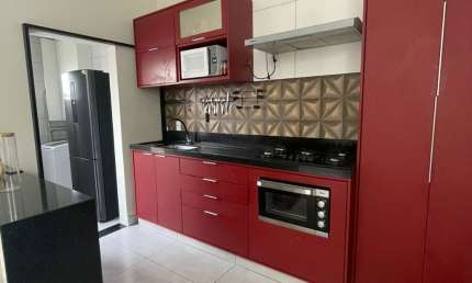Casa à Venda em Bauru com 3 Quartos, Suíte, Closet e 2 Vagas – Próxima à Bernardino de Campos