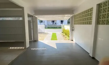 Adquire seu novo lar! uma bela casa espaçosa com design  moderno, ideal pra sua família.