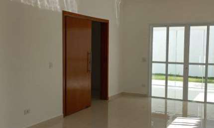 Casa com 3 quartos à venda na Rua Professora Escolástica Maria de Jesus, Jardim Baronesa, Taubaté
