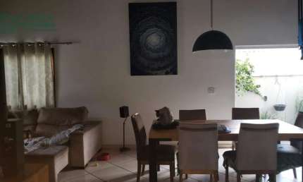 Casa com 3 quartos à venda na Rua Expedicionário Benedito de Moura, Jardim Baronesa, Taubaté