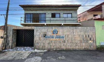 Casa Duplex com 3 Quartos (1 Suíte Reversível) + Wc Social, 240 m² por R$ 399.000 - Prefeito José Walter - Fortaleza/CE