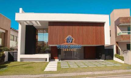 LUXUOSA Casa Duplex em Condomínio Fechado com 5 Suítes, por R$ 5.900.000 - Condomínio Alphaville Fortaleza Residencial - Eusébio/CE